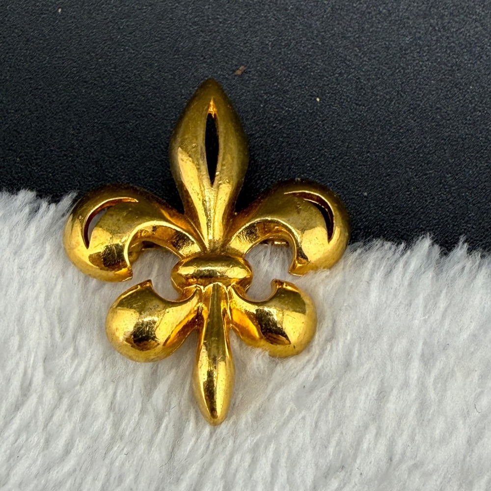 Vintage Napier Brooch Gold Tone Fleur De Lis Signed Pin Estate